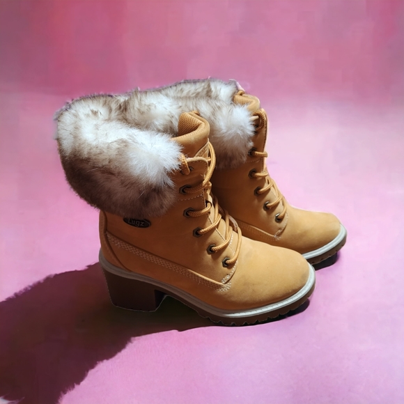 Women's Lugz Boots - Picture 2 of 4